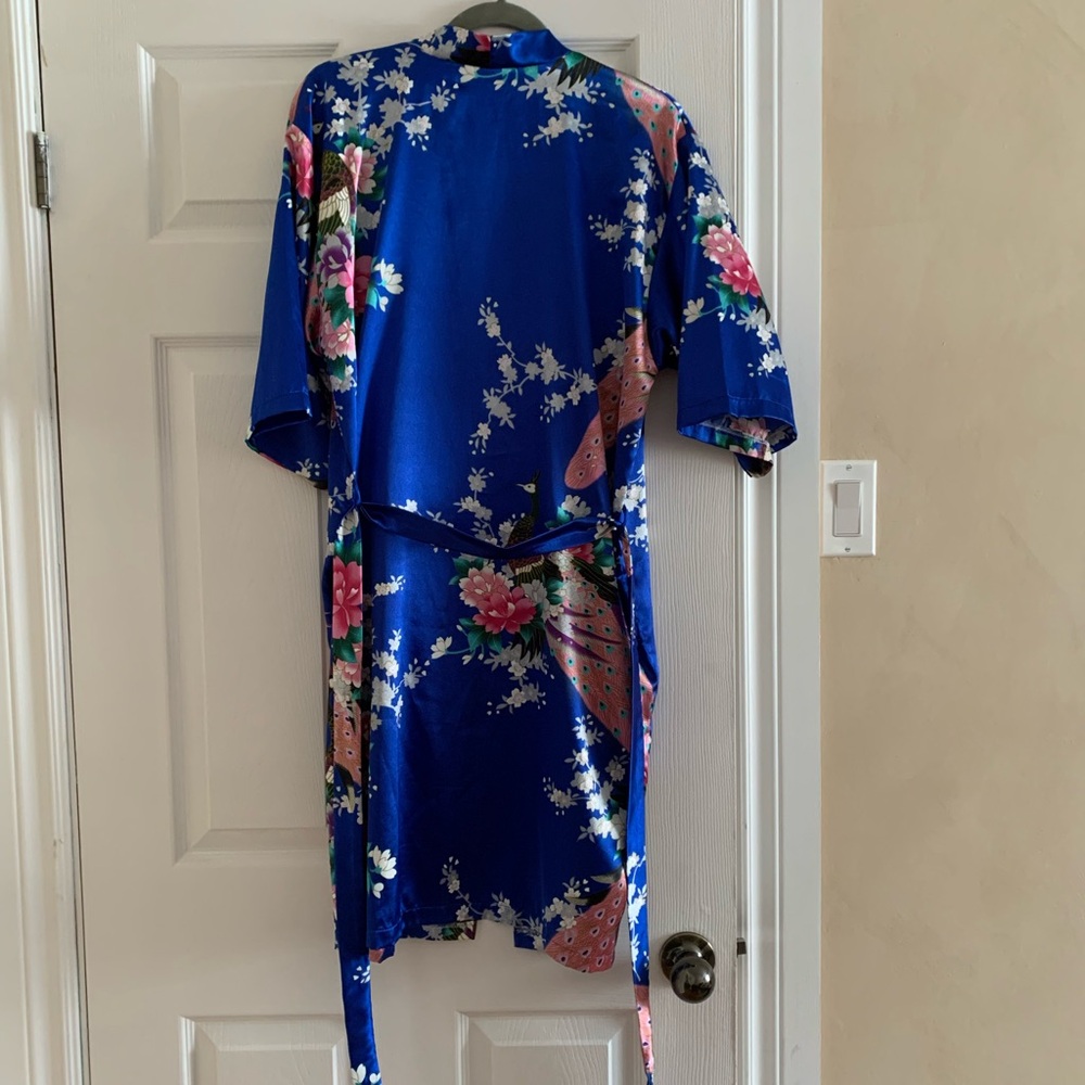 Blue Floral Satin Kimono Robe - Picture 3 of 3